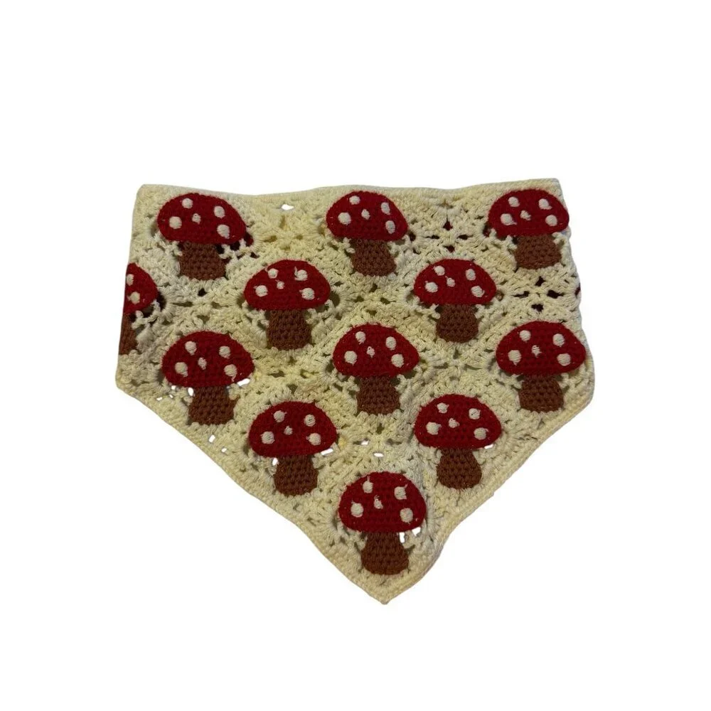 Mushroom Crochet Triangle Headband Tie Closure Cream Red Brown 60's Style NWOT